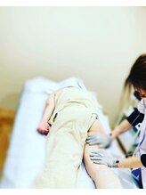 トトノエル(TOTONOEL)/筋膜リリースの施術風景