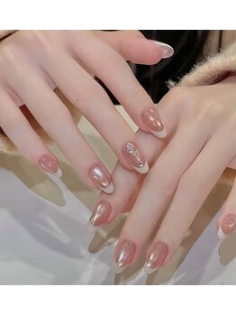 ミハナネイル 関内店(MIHANA NAIL)の写真/【持ち込みデザインもお任せください】カラー300色ご用意＆多彩なパーツ◇SNSで話題のトレンドデザインも◎
