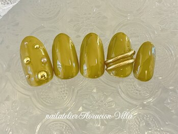 上品キラキラ系定額ネイル