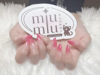 ミュウミュウ(miumiu)/春ネイル