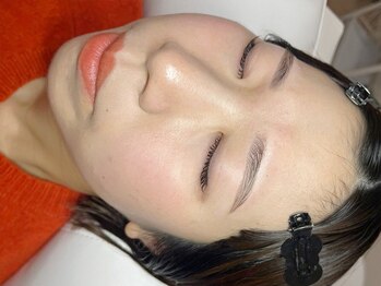 フィズ アイ ビューティ 豊川八幡店(fiz eye beauty)/まつ毛パーマ+眉毛スタイリング