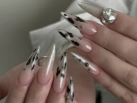ヒョウ柄ネイル豹柄