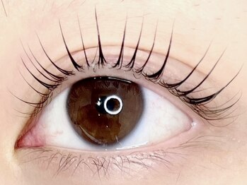 アイラッシュ フラフィー(fluffy)/パリジェンヌラッシュリフト