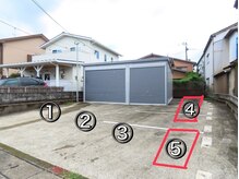 笑空(ESOLA)の雰囲気（白線は無視していただいて縦列駐車にてお停めください）