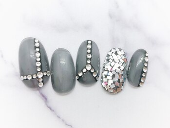 ネイルブレイク リリア(Nail Break lilia)/【初回オフ無料】キラキラネイル