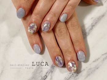 ネイルアトリエルカ(nail atelier LUCA)/C-42 大人可愛いフラワーネイル