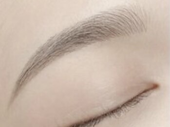 アウラ(aula)の写真/【アイブロウ】骨格・輪郭の形に合わせた美眉スタイリングで理想の目元に♪理想の黄金比で眉毛をデザイン★