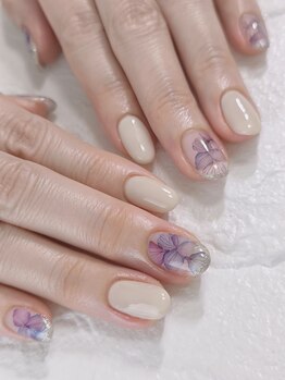 ラウ(Lau)/フラワーネイル