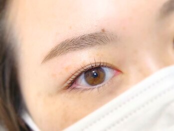 クレビア(CreBiA)/まつ毛パーマ+眉毛スタイリング