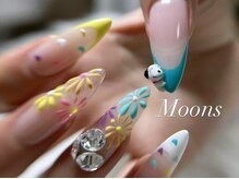 ムーンズ(Moon's)