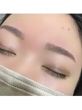 アロアイサロン(Alo's EYESALON)/眉WAXで垢抜け｜似合わせブロウ
