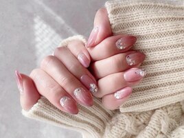 【キラキラ大人上品ネイル】