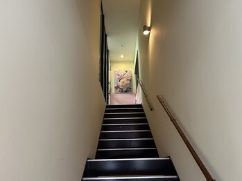 ボヌールエターナル(Bonheur eternel)/階段の向こうに