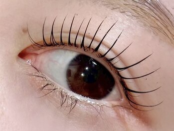 Makea 柏店【上下まつげパーマ/LEDマツエク/眉毛サロン】【２月NEWOPEN（予定）】の写真/見惚れる"今っぽい”可愛いまつ毛に。SNSで人気デザインのまつ毛パーマ・エクパーマお任せください♪