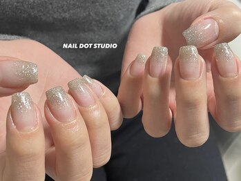 ネイルドットスタジオ 堺筋本町(NAIL DOT STUDIO)/フラッシュグラデ