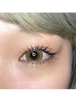 エイティスト(8ist)/パリジェンヌ[新宿/新宿駅]