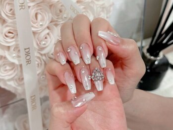 ヒュイズ ネイル(Hui‘s Nail)/グラデーションシンプルデザイン