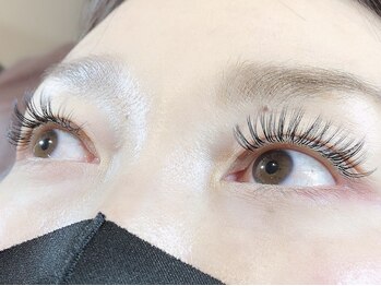 ナイン ビューティーアンドリラクゼーション(nine beauty & relaxation)/ボリュームラッシュ