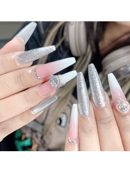 クイーンズビューティーサロン 新宿本店(Queen's beauty salon)/定額コース パラジェル対応可