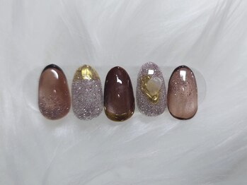 イング(+ Ing)/マグネットネイル