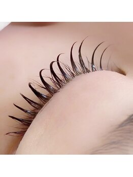 レア(LE’A)/ブラックケラチンでハリコシUP