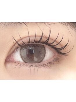 ボリュームのある目元にしたい