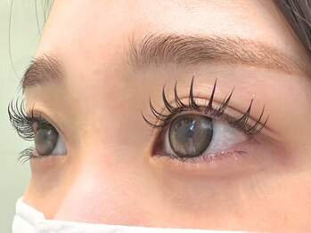ニューディール 大通店(New deal)の写真/≪超軽量フラットラッシュ120本&高濃度TR￥4980≫中顔面短縮メニューも話題♪トレンドeyeが叶う人気サロン