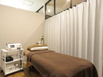 タック(TAK)の写真/【5/1移転OPEN】歴14年の本格整体＆女性施術者による“顔だけインディバ”で、全身を整える、新習慣。