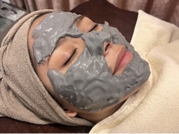 リズム リファイン(r-ism refine)の写真/【ハーブピーリング×エクソソーム導入】でごっそり毛穴改善！エクソソームで毛穴引締め♪毛穴悩みを改善◎