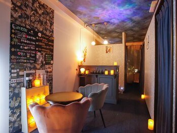 スリーピーアジト 江坂店(Sleepy AZIT)の写真/完全個室×電動リクライニングチェア完備でゆったり贅沢な時間を◎独自のスパでコリを解します！