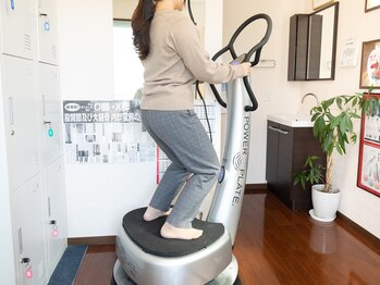 ソフィーム/パワープレート施術前に振動活用