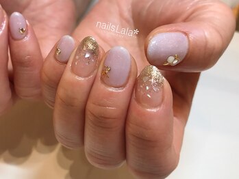 ネイルズ ララ(nails Lala)/キラキラシェルネイル