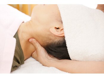 くるみ整体療術院/整体-首まわりの施術