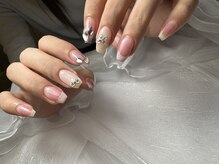 リアン(Lien)/チーク&グラデで春ネイル♪