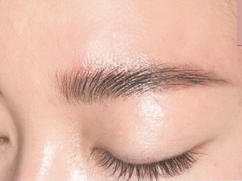 キュートナ(Cute Na)の写真/眉の形が決まらない・・・そんな方に◎骨格と筋肉のバランスを考えた美眉スタイリングで理想の美眉毛へ♪