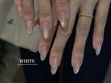 ホワイト(WHITE)の雰囲気(ちゅるんマグやダイヤモンドフラッシュなど、豊富にご用意。)