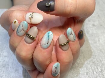 ネイル マキア(NAIL MAQUIA)/
