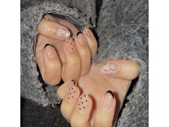 B’s beauty care salon/