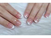 ネイルキュート アンド クールラッシュ 亀有店(nailcute & CoolLash)/王道白フレンチ 小椋