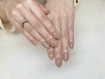 フローリス(Flouriss)の写真/ケアからはじまる美爪づくり♪最後のひと塗りまで《美爪の法則》を徹底☆何度でも眺めたい上品シルエット.+