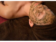 アヌアヌア(anuanua)/ハーブピーリング.陶肌treatment