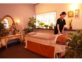 リリーアンドピオニー(Lily&Peony)/完全個室のマッサージルーム1