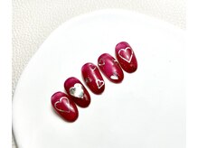 ラフィーナ(RAFFINA)/バレンタインネイル