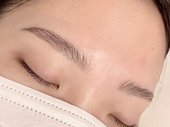 ジュイール(Jouir)の写真/丁寧にカウンセリングをしてくれるので、骨格やなりたい印象に合わせて、自分にぴったりの美眉を◎