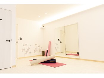 猫背改善専門店 ケースタジオ(k-studio)