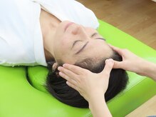下北南整骨院の雰囲気（【ツボをとらえたヘッドマッサージ】肩こり/眼精疲労/頭痛に◎）