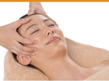 ココルアナ(COCO LUANA)の写真/《速攻リフトUP》生プラセンターorヒアルロン酸+リフトUP小顔リンパ90分¥4400