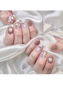 フリールビューティー(freel Beauty)/ふんわり冬模様×手描きキャラ