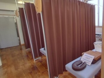 まな鍼灸整骨院【整体/マッサージ/美容鍼/肩こり】の写真/【長崎・諫早】丁寧なカウンセリングで産後ママの疲れもスッキリ解消♪無料駐車場完備で通いやすさも◎