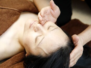 ユンヌフレーズ(unefraise)/小顔調整